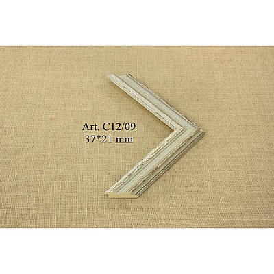 Деревянный багет C12/09