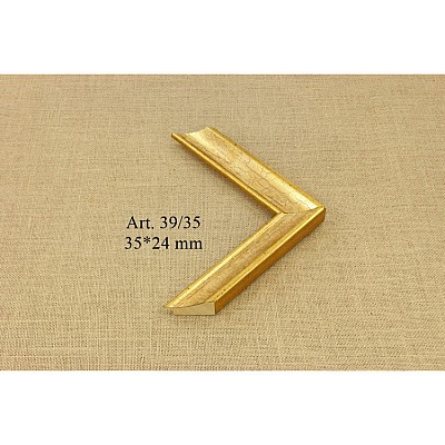 Деревянный багет 39/35