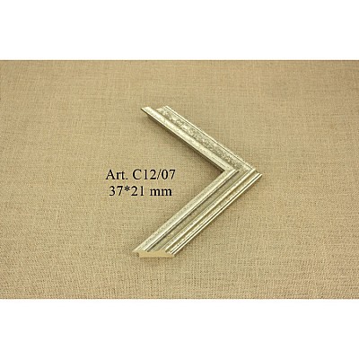 Деревянный багет C12/07