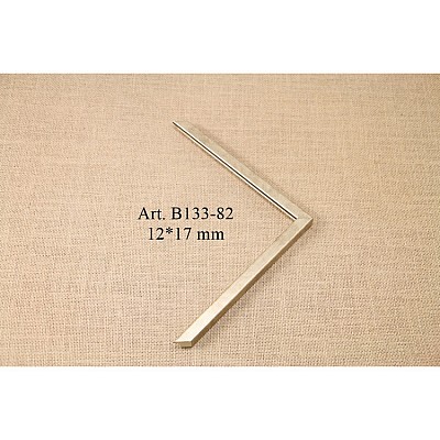 Деревянный багет B133-82