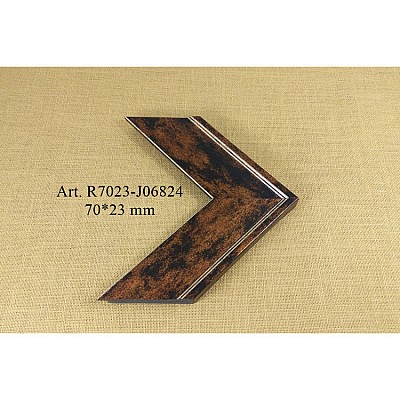 Пластиковый багет R7023-J06824 Пластиковый багет R7023-J06824